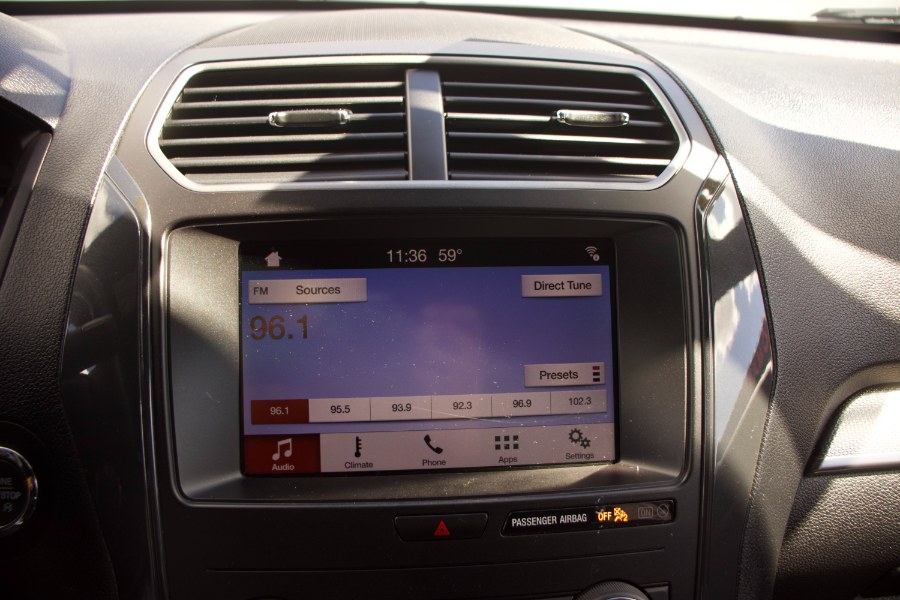 Used Ford Explorer XLT 4WD 2019 | Route 27 Auto Mall. Linden, New Jersey Used Ford Explorer XLT 4WD 2019 | Route 27 Auto Mall. Linden, New Jersey