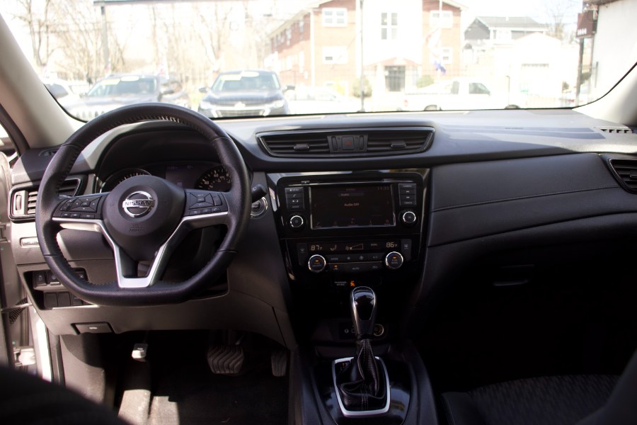 2020 Nissan Rogue FWD SV, available for sale in Linden, New Jersey | Route 27 Auto Mall. Linden, New Jersey 2020 Nissan Rogue FWD SV, available for sale in Linden, New Jersey | Route 27 Auto Mall. Linden, New Jersey