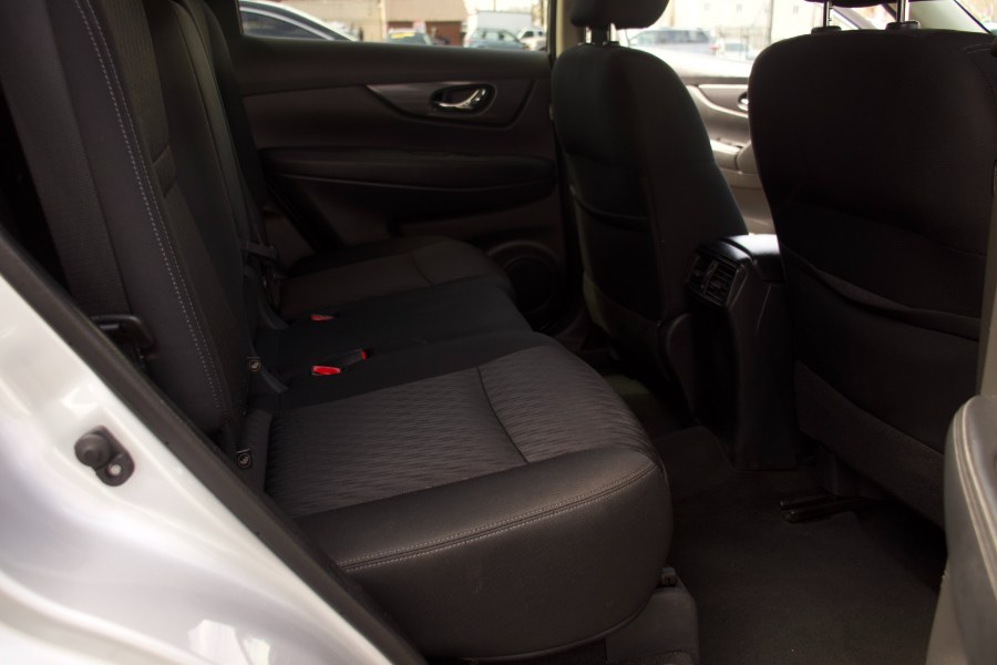 2020 Nissan Rogue FWD SV, available for sale in Linden, New Jersey | Route 27 Auto Mall. Linden, New Jersey 2020 Nissan Rogue FWD SV, available for sale in Linden, New Jersey | Route 27 Auto Mall. Linden, New Jersey