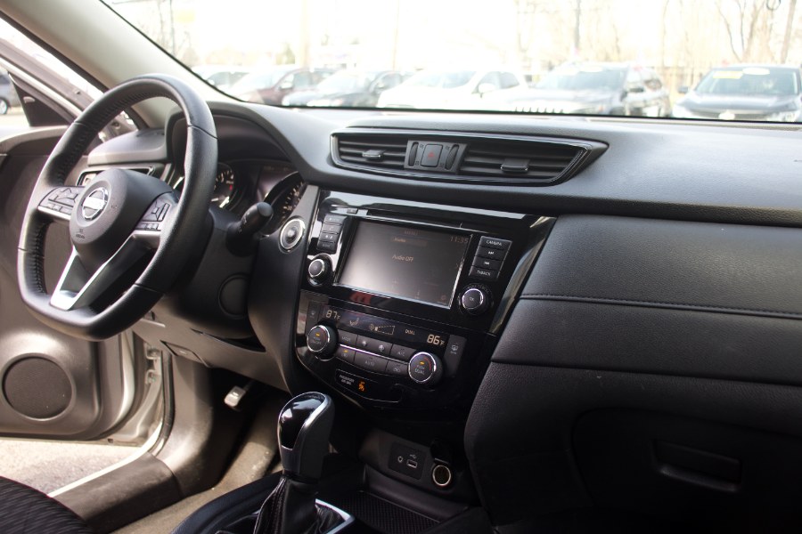 2020 Nissan Rogue FWD SV, available for sale in Linden, New Jersey | Route 27 Auto Mall. Linden, New Jersey 2020 Nissan Rogue FWD SV, available for sale in Linden, New Jersey | Route 27 Auto Mall. Linden, New Jersey