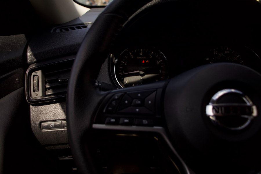 2020 Nissan Rogue FWD SV, available for sale in Linden, New Jersey | Route 27 Auto Mall. Linden, New Jersey 2020 Nissan Rogue FWD SV, available for sale in Linden, New Jersey | Route 27 Auto Mall. Linden, New Jersey