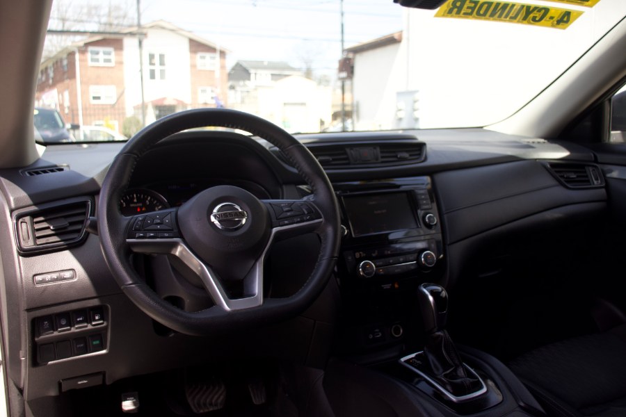 2020 Nissan Rogue FWD SV, available for sale in Linden, New Jersey | Route 27 Auto Mall. Linden, New Jersey 2020 Nissan Rogue FWD SV, available for sale in Linden, New Jersey | Route 27 Auto Mall. Linden, New Jersey