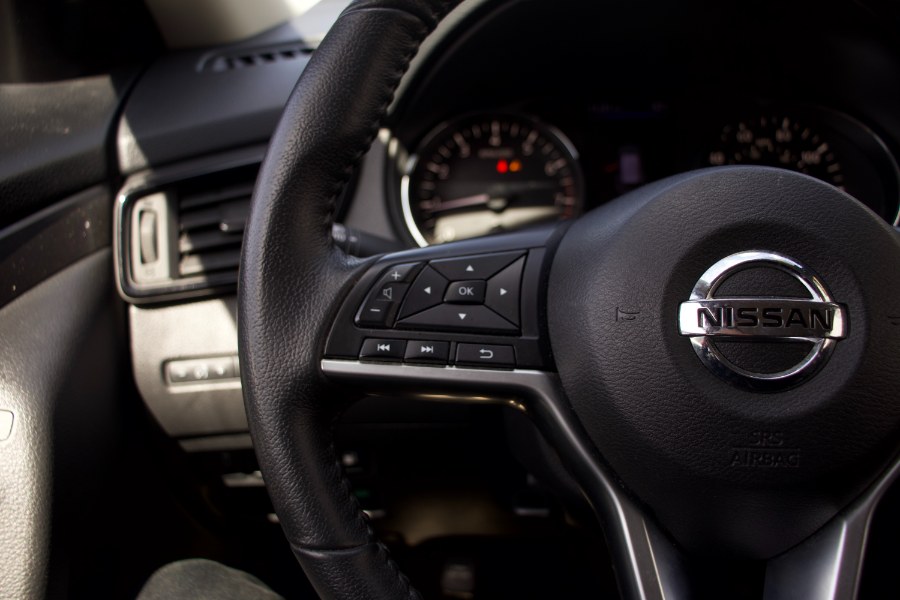 2020 Nissan Rogue FWD SV, available for sale in Linden, New Jersey | Route 27 Auto Mall. Linden, New Jersey 2020 Nissan Rogue FWD SV, available for sale in Linden, New Jersey | Route 27 Auto Mall. Linden, New Jersey