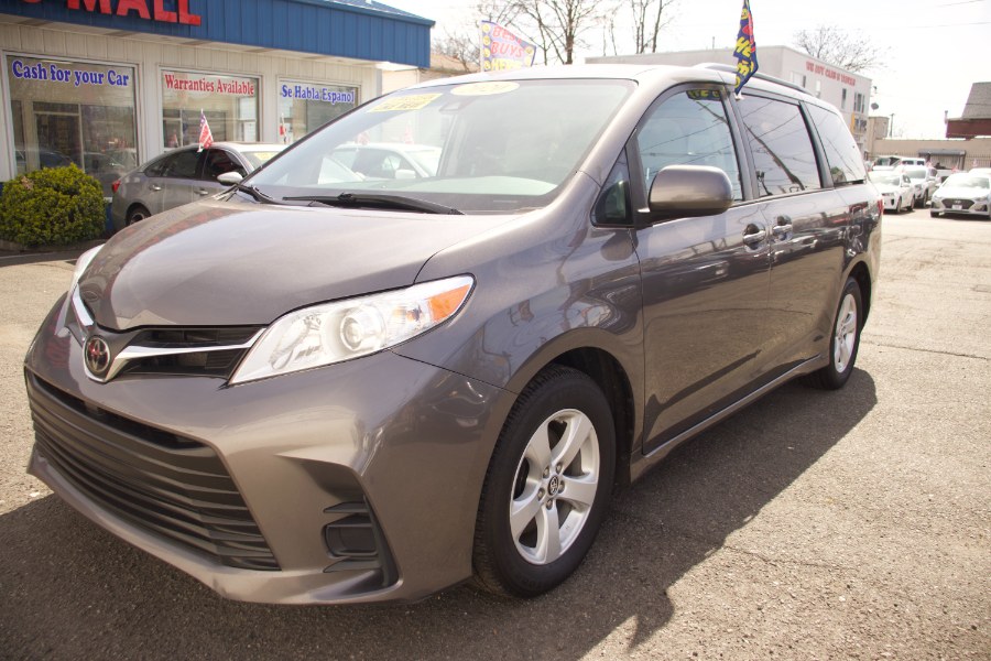 Used Toyota Sienna LE FWD 8-Passenger (Natl) 2020 | Route 27 Auto Mall. Linden, New Jersey Used Toyota Sienna LE FWD 8-Passenger (Natl) 2020 | Route 27 Auto Mall. Linden, New Jersey