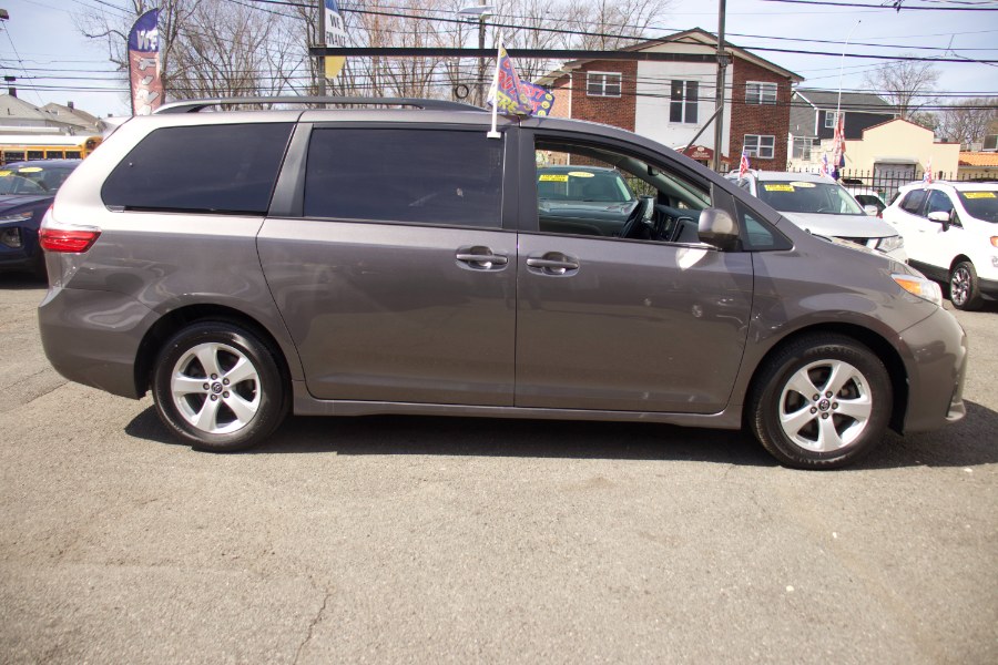 Used Toyota Sienna LE FWD 8-Passenger (Natl) 2020 | Route 27 Auto Mall. Linden, New Jersey Used Toyota Sienna LE FWD 8-Passenger (Natl) 2020 | Route 27 Auto Mall. Linden, New Jersey