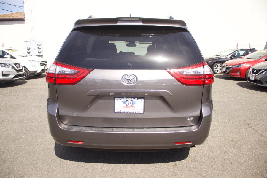 Used Toyota Sienna LE FWD 8-Passenger (Natl) 2020 | Route 27 Auto Mall. Linden, New Jersey Used Toyota Sienna LE FWD 8-Passenger (Natl) 2020 | Route 27 Auto Mall. Linden, New Jersey