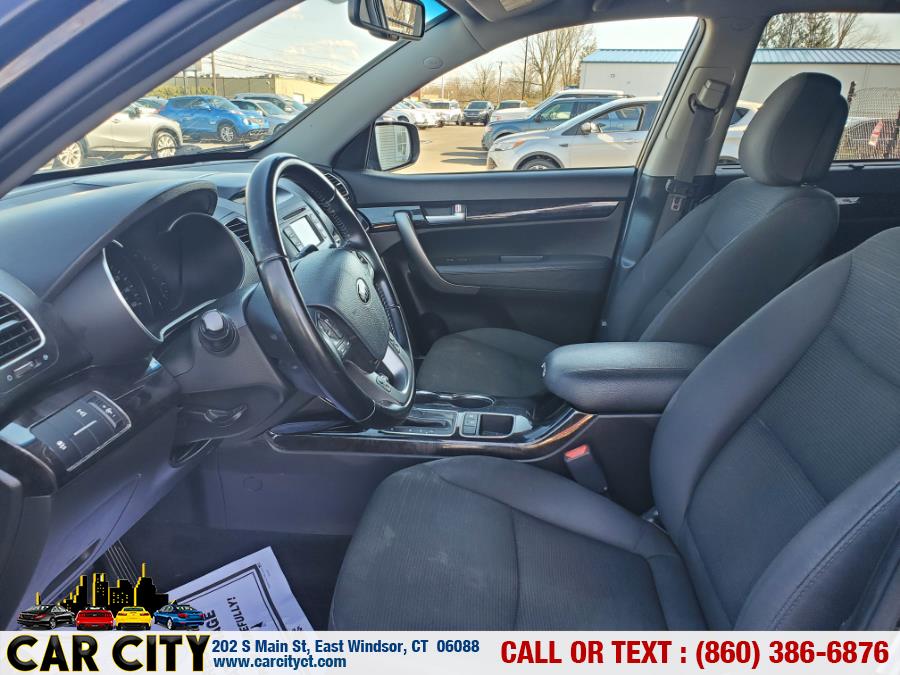 2015 Kia Sorento AWD 4dr I4 LX, available for sale in East Windsor, Connecticut | Car City LLC. East Windsor, Connecticut 2015 Kia Sorento AWD 4dr I4 LX, available for sale in East Windsor, Connecticut | Car City LLC. East Windsor, Connecticut