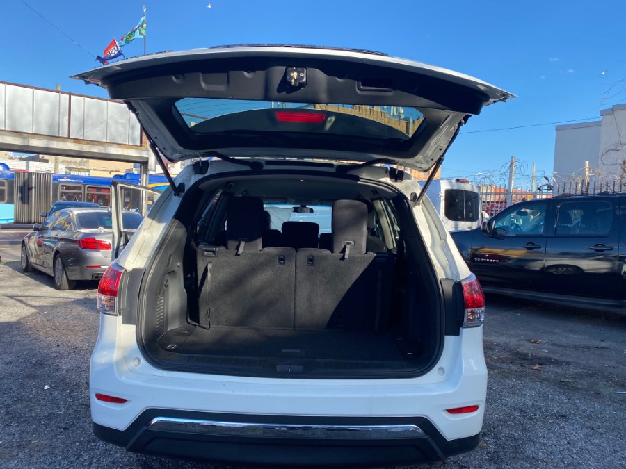 Used Nissan Pathfinder 2WD 4dr S 2016 | Wide World Inc. Brooklyn, New York Used Nissan Pathfinder 2WD 4dr S 2016 | Wide World Inc. Brooklyn, New York