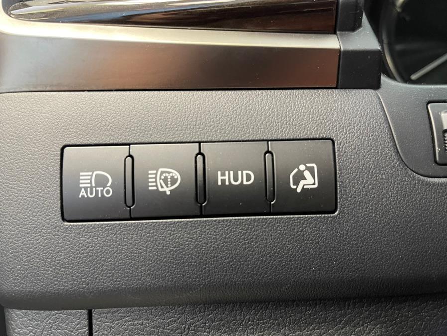 2016 Lexus LX 570 4WD 4dr, available for sale in Inwood, New York | 5 Towns Drive. Inwood, New York 2016 Lexus LX 570 4WD 4dr, available for sale in Inwood, New York | 5 Towns Drive. Inwood, New York