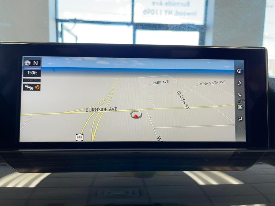 2016 Lexus LX 570 4WD 4dr, available for sale in Inwood, New York | 5 Towns Drive. Inwood, New York 2016 Lexus LX 570 4WD 4dr, available for sale in Inwood, New York | 5 Towns Drive. Inwood, New York
