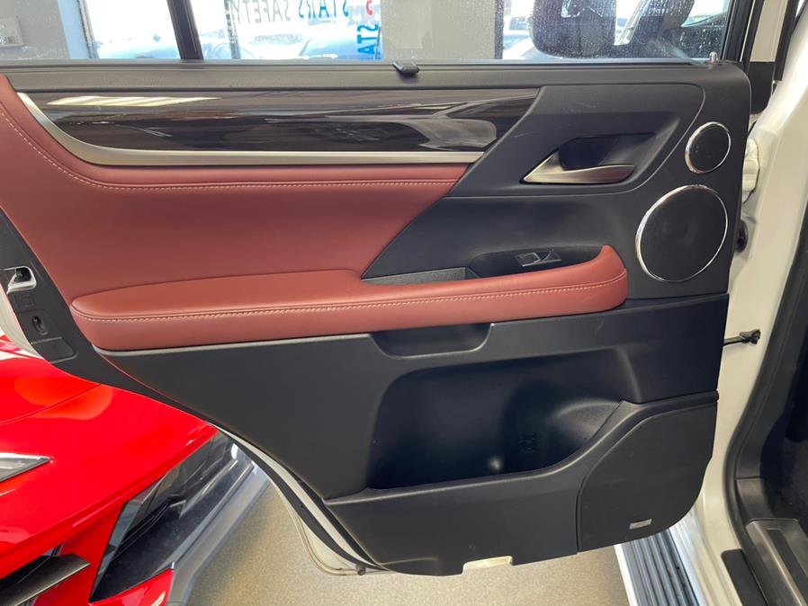 2016 Lexus LX 570 4WD 4dr, available for sale in Inwood, New York | 5 Towns Drive. Inwood, New York 2016 Lexus LX 570 4WD 4dr, available for sale in Inwood, New York | 5 Towns Drive. Inwood, New York