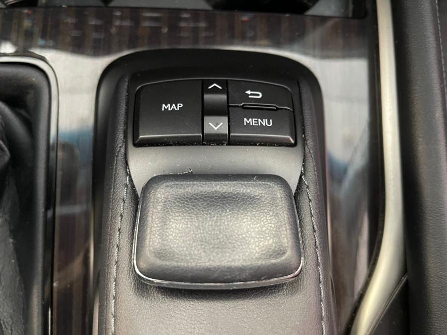 2016 Lexus LX 570 4WD 4dr, available for sale in Inwood, New York | 5 Towns Drive. Inwood, New York 2016 Lexus LX 570 4WD 4dr, available for sale in Inwood, New York | 5 Towns Drive. Inwood, New York