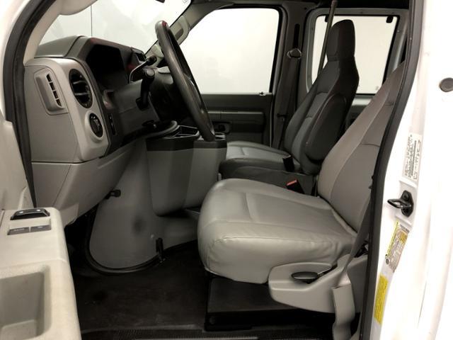 2013 Ford Econoline E-250 Recreational, available for sale in Naugatuck, Connecticut | J&M Automotive Sls&Svc LLC. Naugatuck, Connecticut 2013 Ford Econoline E-250 Recreational, available for sale in Naugatuck, Connecticut | J&M Automotive Sls&Svc LLC. Naugatuck, Connecticut