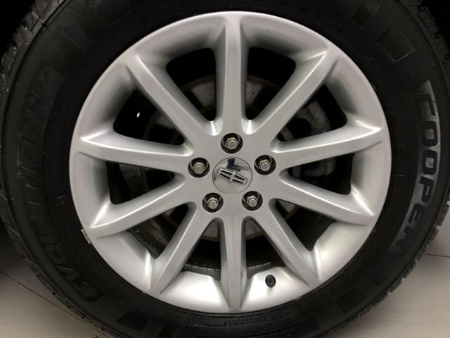 2014 Lincoln Mkx AWD 4dr, available for sale in Naugatuck, Connecticut | J&M Automotive Sls&Svc LLC. Naugatuck, Connecticut 2014 Lincoln Mkx AWD 4dr, available for sale in Naugatuck, Connecticut | J&M Automotive Sls&Svc LLC. Naugatuck, Connecticut