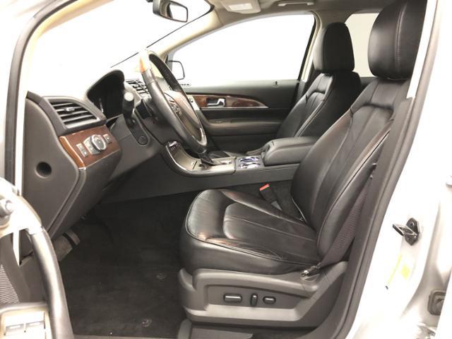 2014 Lincoln Mkx AWD 4dr, available for sale in Naugatuck, Connecticut | J&M Automotive Sls&Svc LLC. Naugatuck, Connecticut 2014 Lincoln Mkx AWD 4dr, available for sale in Naugatuck, Connecticut | J&M Automotive Sls&Svc LLC. Naugatuck, Connecticut
