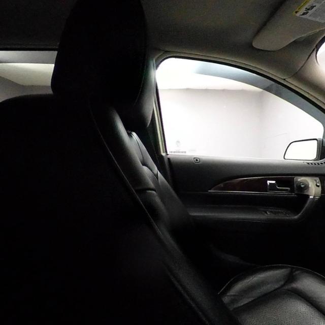2014 Lincoln Mkx AWD 4dr, available for sale in Naugatuck, Connecticut | J&M Automotive Sls&Svc LLC. Naugatuck, Connecticut 2014 Lincoln Mkx AWD 4dr, available for sale in Naugatuck, Connecticut | J&M Automotive Sls&Svc LLC. Naugatuck, Connecticut