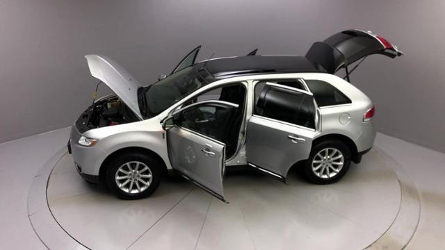 2014 Lincoln Mkx AWD 4dr, available for sale in Naugatuck, Connecticut | J&M Automotive Sls&Svc LLC. Naugatuck, Connecticut 2014 Lincoln Mkx AWD 4dr, available for sale in Naugatuck, Connecticut | J&M Automotive Sls&Svc LLC. Naugatuck, Connecticut