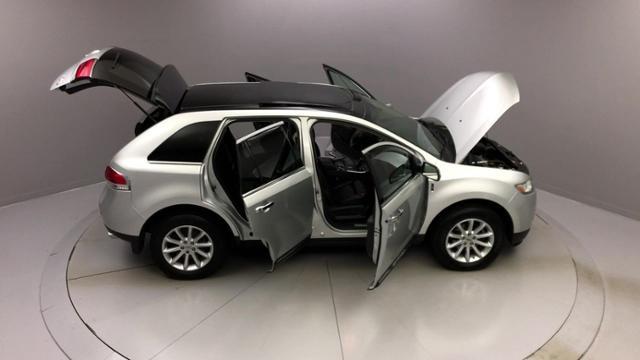 2014 Lincoln Mkx AWD 4dr, available for sale in Naugatuck, Connecticut | J&M Automotive Sls&Svc LLC. Naugatuck, Connecticut 2014 Lincoln Mkx AWD 4dr, available for sale in Naugatuck, Connecticut | J&M Automotive Sls&Svc LLC. Naugatuck, Connecticut