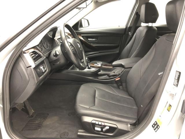 Used BMW 3 Series 320i xDrive Sedan 2018 | J&M Automotive Sls&Svc LLC. Naugatuck, Connecticut Used BMW 3 Series 320i xDrive Sedan 2018 | J&M Automotive Sls&Svc LLC. Naugatuck, Connecticut