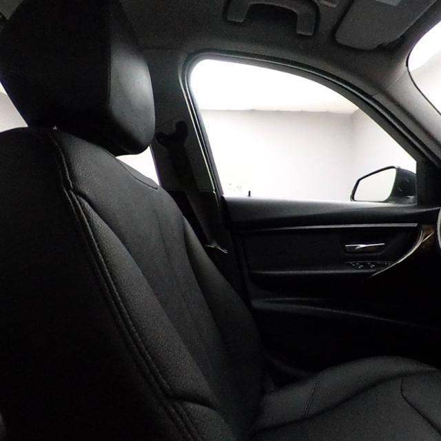 Used BMW 3 Series 320i xDrive Sedan 2018 | J&M Automotive Sls&Svc LLC. Naugatuck, Connecticut Used BMW 3 Series 320i xDrive Sedan 2018 | J&M Automotive Sls&Svc LLC. Naugatuck, Connecticut