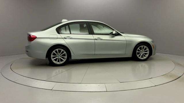 Used BMW 3 Series 320i xDrive Sedan 2018 | J&M Automotive Sls&Svc LLC. Naugatuck, Connecticut Used BMW 3 Series 320i xDrive Sedan 2018 | J&M Automotive Sls&Svc LLC. Naugatuck, Connecticut