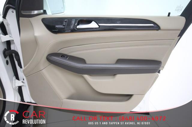 2015 Mercedes-benz Ml 400 4MATIC w/ Navi & rearCam, available for sale in Avenel, New Jersey | Car Revolution. Avenel, New Jersey 2015 Mercedes-benz Ml 400 4MATIC w/ Navi & rearCam, available for sale in Avenel, New Jersey | Car Revolution. Avenel, New Jersey