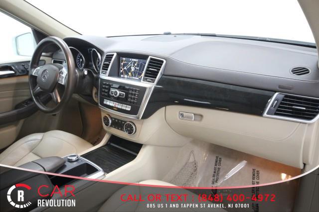 2015 Mercedes-benz Ml 400 4MATIC w/ Navi & rearCam, available for sale in Avenel, New Jersey | Car Revolution. Avenel, New Jersey 2015 Mercedes-benz Ml 400 4MATIC w/ Navi & rearCam, available for sale in Avenel, New Jersey | Car Revolution. Avenel, New Jersey