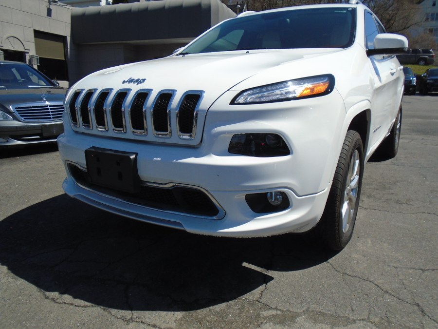 2017 Jeep Cherokee Overland 4x4, available for sale in Waterbury, Connecticut | Jim Juliani Motors. Waterbury, Connecticut