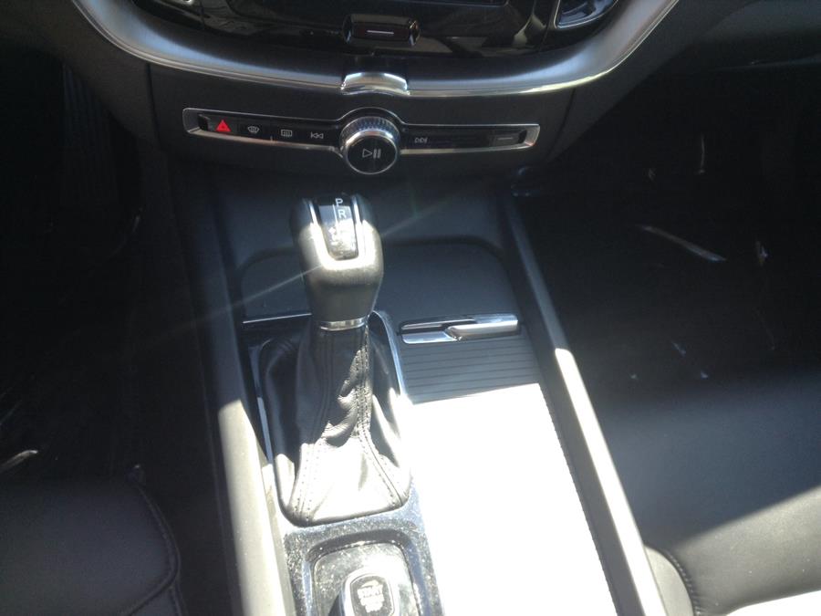 Used Volvo XC60 T5 AWD Momentum 2019 | Eurocars Plus. Groton, Connecticut Used Volvo XC60 T5 AWD Momentum 2019 | Eurocars Plus. Groton, Connecticut