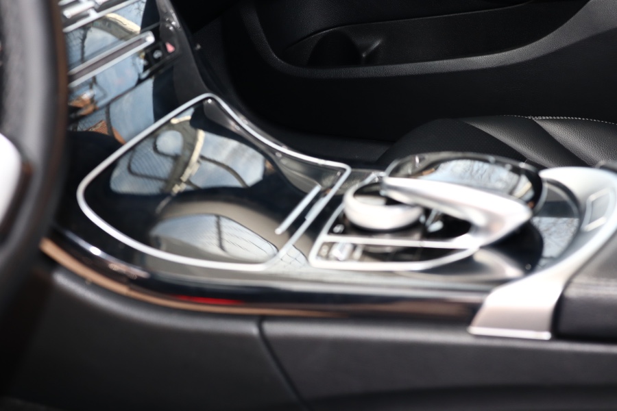 2015 Mercedes-Benz C-Class 4dr Sdn C300 Luxury 4MATIC, available for sale in Jamaica, New York | Hillside Auto Mall Inc.. Jamaica, New York 2015 Mercedes-Benz C-Class 4dr Sdn C300 Luxury 4MATIC, available for sale in Jamaica, New York | Hillside Auto Mall Inc.. Jamaica, New York