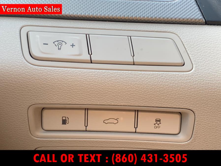 2017 Hyundai Sonata 2.4L PZEV, available for sale in Manchester, Connecticut | Vernon Auto Sale & Service. Manchester, Connecticut 2017 Hyundai Sonata 2.4L PZEV, available for sale in Manchester, Connecticut | Vernon Auto Sale & Service. Manchester, Connecticut