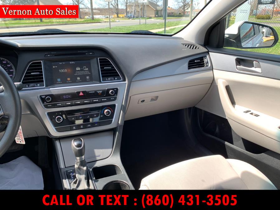 2017 Hyundai Sonata 2.4L PZEV, available for sale in Manchester, Connecticut | Vernon Auto Sale & Service. Manchester, Connecticut 2017 Hyundai Sonata 2.4L PZEV, available for sale in Manchester, Connecticut | Vernon Auto Sale & Service. Manchester, Connecticut