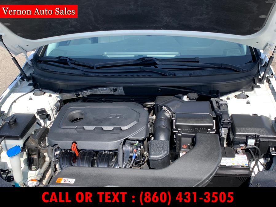2017 Hyundai Sonata 2.4L PZEV, available for sale in Manchester, Connecticut | Vernon Auto Sale & Service. Manchester, Connecticut 2017 Hyundai Sonata 2.4L PZEV, available for sale in Manchester, Connecticut | Vernon Auto Sale & Service. Manchester, Connecticut