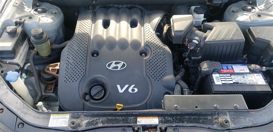 2008 Hyundai Santa Fe FWD 4dr Auto GLS, available for sale in Little Ferry, New Jersey | Victoria Preowned Autos Inc. Little Ferry, New Jersey 2008 Hyundai Santa Fe FWD 4dr Auto GLS, available for sale in Little Ferry, New Jersey | Victoria Preowned Autos Inc. Little Ferry, New Jersey