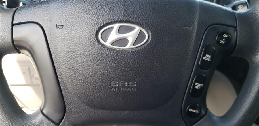 2008 Hyundai Santa Fe FWD 4dr Auto GLS, available for sale in Little Ferry, New Jersey | Victoria Preowned Autos Inc. Little Ferry, New Jersey 2008 Hyundai Santa Fe FWD 4dr Auto GLS, available for sale in Little Ferry, New Jersey | Victoria Preowned Autos Inc. Little Ferry, New Jersey