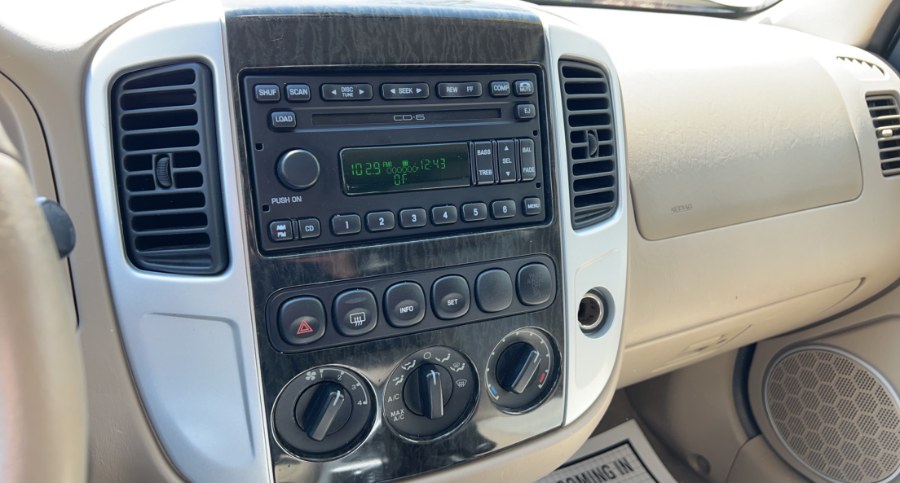 2005 Mercury Mariner Luxury 4WD, available for sale in Waterbury, Connecticut | West End Automotive Center. Waterbury, Connecticut 2005 Mercury Mariner Luxury 4WD, available for sale in Waterbury, Connecticut | West End Automotive Center. Waterbury, Connecticut