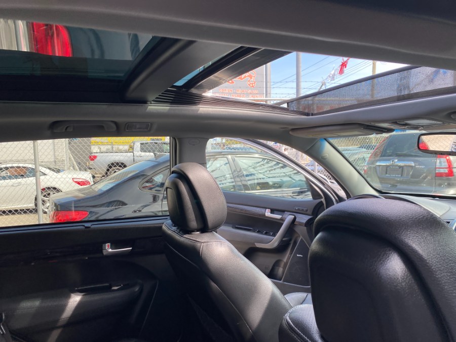2014 Kia Sorento AWD 4dr V6 SX, available for sale in Middle Village, New York | Middle Village Motors . Middle Village, New York 2014 Kia Sorento AWD 4dr V6 SX, available for sale in Middle Village, New York | Middle Village Motors . Middle Village, New York
