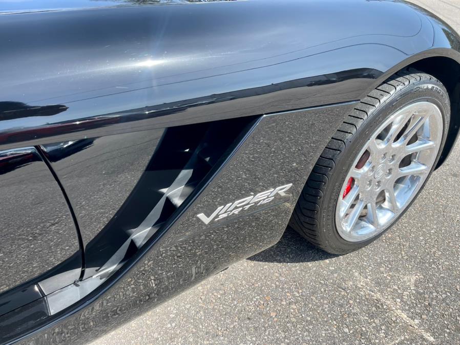 2006 Dodge Viper 2dr Conv SRT10, available for sale in South Windsor, Connecticut | Mike And Tony Auto Sales, Inc. South Windsor, Connecticut 2006 Dodge Viper 2dr Conv SRT10, available for sale in South Windsor, Connecticut | Mike And Tony Auto Sales, Inc. South Windsor, Connecticut