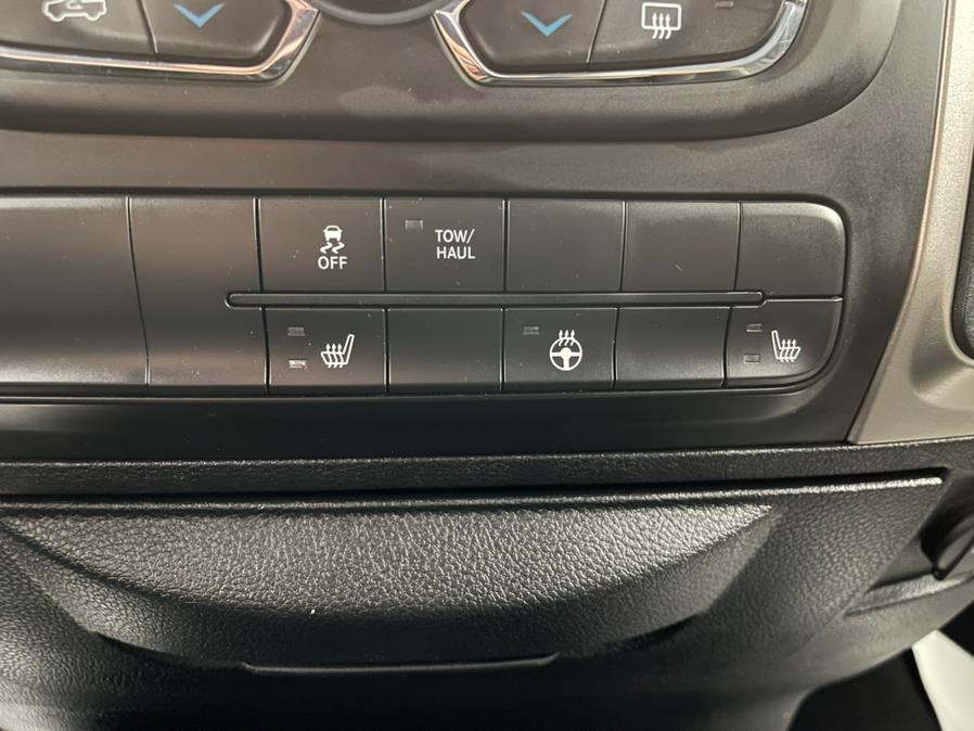 Used Ram 1500 Classic SLT 4x4 Crew Cab 5''7" Box 2020 | Power Motors East. Massapequa Park, New York Used Ram 1500 Classic SLT 4x4 Crew Cab 5''7" Box 2020 | Power Motors East. Massapequa Park, New York