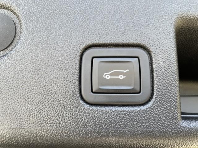 Used Chevrolet Equinox LT 2020 | Sullivan Automotive Group. Avon, Connecticut