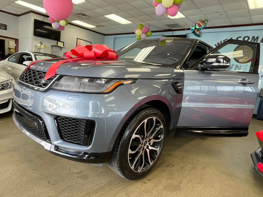 2018 Land Rover Range Rover Sport V6 Supercharged HSE, available for sale in Inwood, New York | 5 Towns Drive. Inwood, New York 2018 Land Rover Range Rover Sport V6 Supercharged HSE, available for sale in Inwood, New York | 5 Towns Drive. Inwood, New York