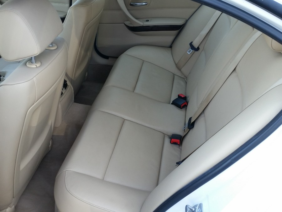 Used BMW 3 Series 4dr Sdn 328i xDrive AWD SULEV 2011 | Action Automotive. Berlin, Connecticut Used BMW 3 Series 4dr Sdn 328i xDrive AWD SULEV 2011 | Action Automotive. Berlin, Connecticut