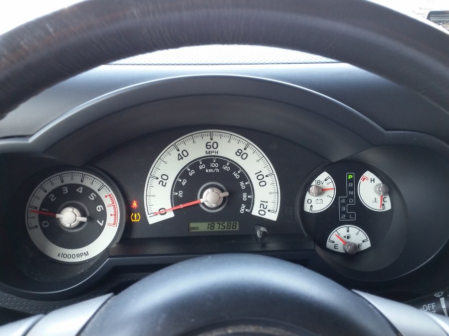 2010 Toyota FJ Cruiser 4WD 4dr Auto, available for sale in Berlin, Connecticut | Action Automotive. Berlin, Connecticut 2010 Toyota FJ Cruiser 4WD 4dr Auto, available for sale in Berlin, Connecticut | Action Automotive. Berlin, Connecticut