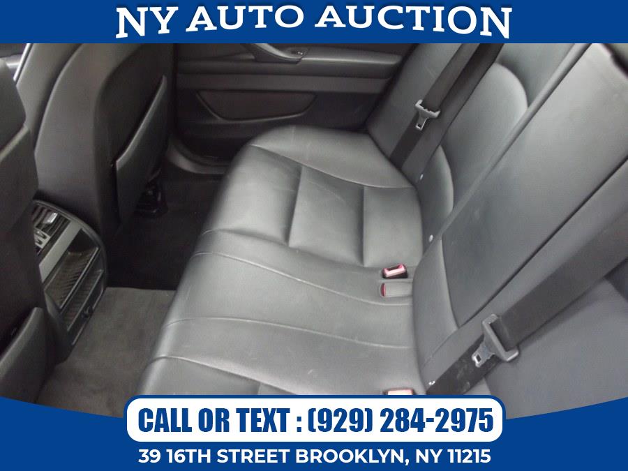 2012 BMW 5 Series 4dr Sdn 528i xDrive AWD, available for sale in Brooklyn, New York | NY Auto Auction. Brooklyn, New York 2012 BMW 5 Series 4dr Sdn 528i xDrive AWD, available for sale in Brooklyn, New York | NY Auto Auction. Brooklyn, New York