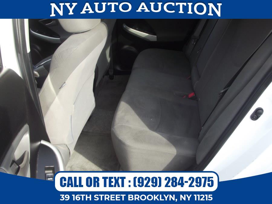 Used Toyota Prius 5dr hb 2013 | NY Auto Auction. Brooklyn, New York Used Toyota Prius 5dr hb 2013 | NY Auto Auction. Brooklyn, New York