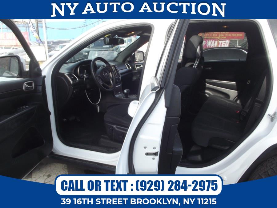 2014 Jeep Grand Cherokee 4WD 4dr Laredo, available for sale in Brooklyn, New York | NY Auto Auction. Brooklyn, New York 2014 Jeep Grand Cherokee 4WD 4dr Laredo, available for sale in Brooklyn, New York | NY Auto Auction. Brooklyn, New York