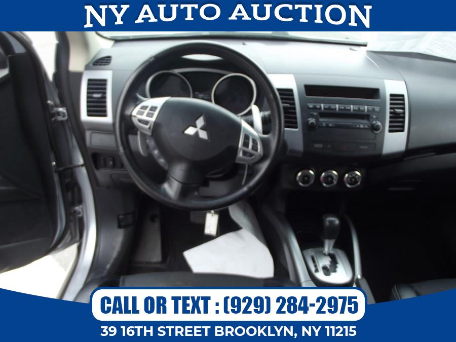 2013 Mitsubishi Outlander 4WD 4dr SE, available for sale in Brooklyn, New York | NY Auto Auction. Brooklyn, New York 2013 Mitsubishi Outlander 4WD 4dr SE, available for sale in Brooklyn, New York | NY Auto Auction. Brooklyn, New York