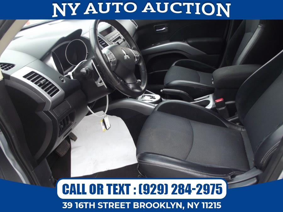 2013 Mitsubishi Outlander 4WD 4dr SE, available for sale in Brooklyn, New York | NY Auto Auction. Brooklyn, New York 2013 Mitsubishi Outlander 4WD 4dr SE, available for sale in Brooklyn, New York | NY Auto Auction. Brooklyn, New York
