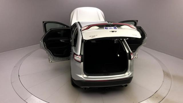2016 Ford Edge 4dr SEL AWD, available for sale in Naugatuck, Connecticut | J&M Automotive Sls&Svc LLC. Naugatuck, Connecticut 2016 Ford Edge 4dr SEL AWD, available for sale in Naugatuck, Connecticut | J&M Automotive Sls&Svc LLC. Naugatuck, Connecticut