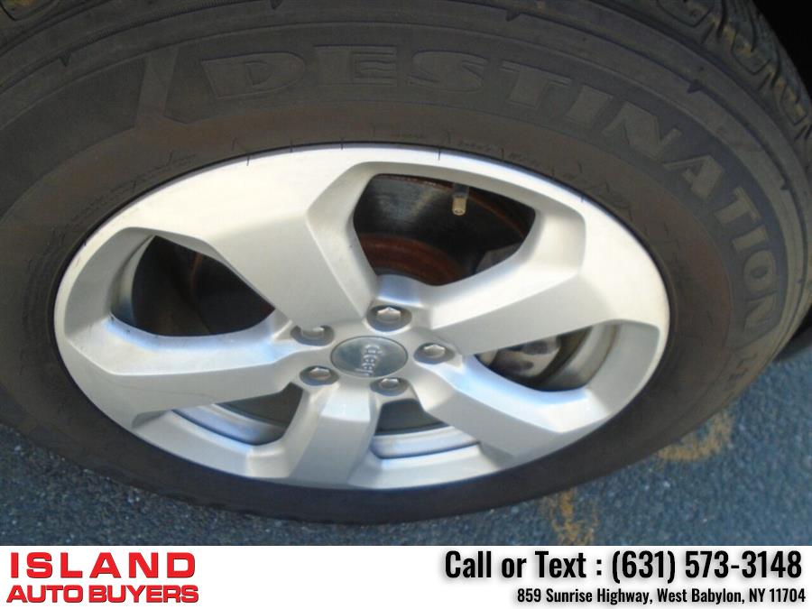 Used Jeep Compass Latitude 4x4 4dr SUV 2019 | Island Auto Buyers. West Babylon, New York Used Jeep Compass Latitude 4x4 4dr SUV 2019 | Island Auto Buyers. West Babylon, New York